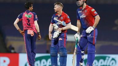 Chahal cleans up Warner, almost - A flash of the bail & Warner survives