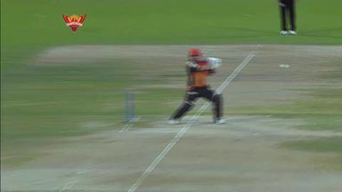 M4: SRH vs RR –  Aaron Finch Wicket