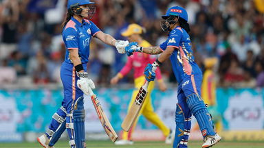 Clean hitting! Amanjot and Amelia reviving MI's cause