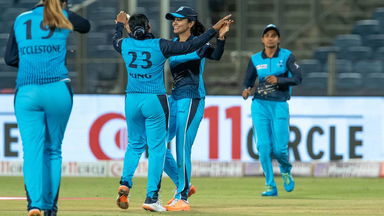 Harleen Deol's stunning diving catch to dismiss Jemimah Rodrigues
