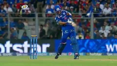 M46: MI vs RCB – Lendl Simmons Six
