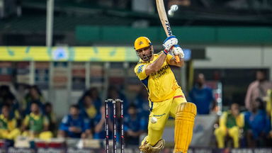Dhoni Special: Powerful & Vital last-over six
