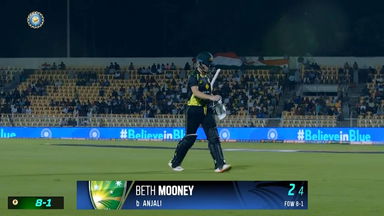 IND-W vs AUS-W 2022, 5TH T20I: Beth Mooney Wicket
