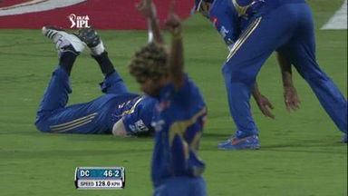 Match 9 DC vs MI – Dhawan's Wicket