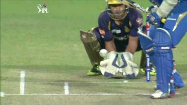 M33: KKR vs MI – Dinesh Karthik Wicket