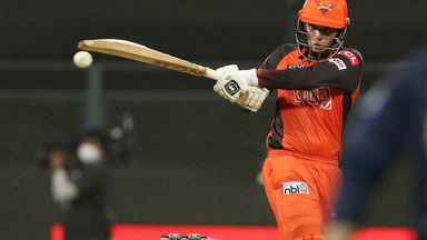 Young Abhishek guides SRH with impressive 65 (42)