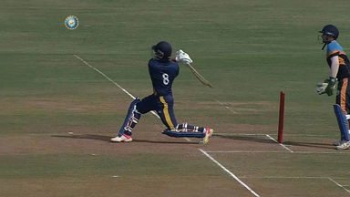 Virat Singh's match-winning 40 (29)