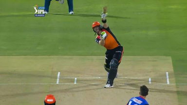 Eliminator: DC vs SRH – Martin Guptill Six