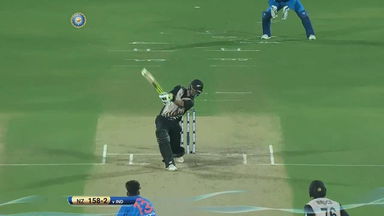 IND vs NZ 2017, 2nd T20I: Colin Munro Six