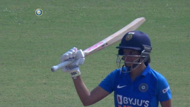 Priya Punia's match-winning 75*