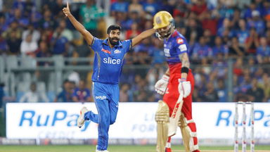 BOOM! Magnificent Bumrah dismisses Kohli with a superb delivery
