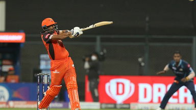 25* from 6: Shashank Singh’s fiery cameo