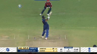 IND vs ENG 2021, 4th T20I : Hardik Pandya Six