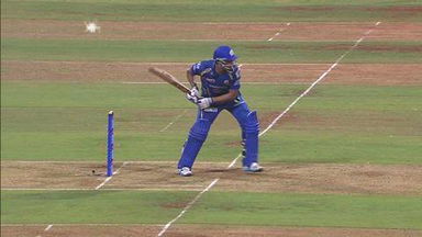 M27: MI vs RCB –  Rohit Sharma Six