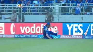 M37: MI vs SRH – Freecharge Bolt  Moment – Rohit Sharma