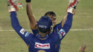CLT20 2013 M18: RR vs OT  –   Fall Of Wickets