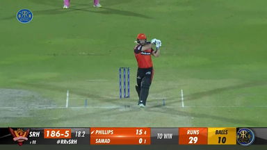 M52: RR vs SRH – Glenn Phillips Six