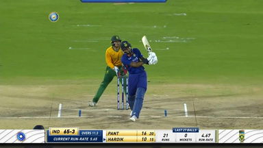 IND vs SA 2022, 4TH T20I: Hardik Pandya Six