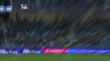 M6: KKR vs DD –  Robin Uthappa Wicket
