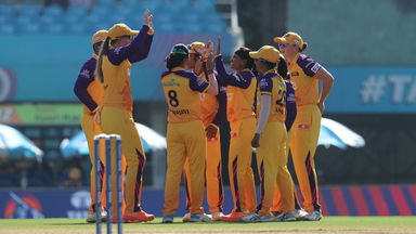 W & W: Rajeshwari Gayakwad dismisses Dunkley and Deol in same over