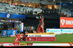 M52: RCB vs SRH – Isuru Udana Wicket
