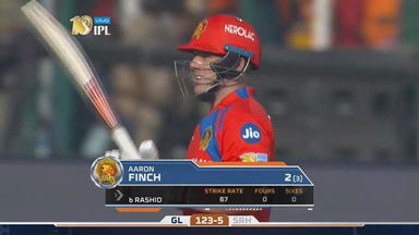 M53: GL vs SRH – Aaron Finch Wicket