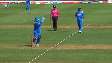 Fantastic fielding, superb throw, brilliant run out ft. Shreyas Iyer