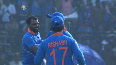 Shami bamboozles Hope