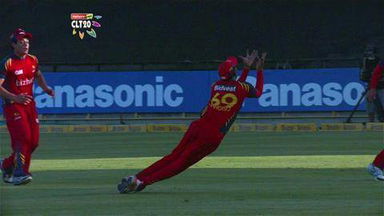 M7: CSK vs LIO – Plessis c Phangiso b Morris