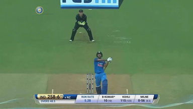 IND vs NZ 2017, 1st ODI: Bhuvneshwar Kumar Six
