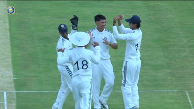 Duleep Trophy 2026 QF1, EZ vs NEZ: East Zone 1st Innings Fall of Wickets