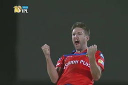 Andrew Tye takes a hat-trick on debut!