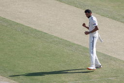 Prasidh Krishna makes it count with fiery 3/37