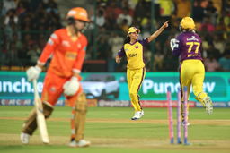 Bulls-Eye: Saima Thakor's brilliant direct hit to run out Litchfield