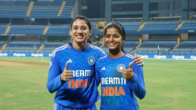 Mumbai Magic ft. Smriti Mandhana & Shreyanka Patil
