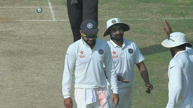 IND vs ENG 2016 - 5th Test day 2 : Jake Ball Wicket