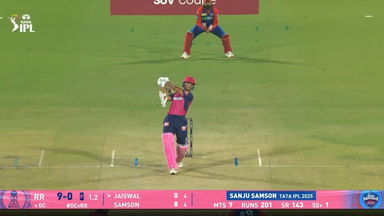IPL 2025 M32: DC vs RR - Yashasvi Jaiswal Six