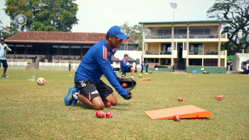 Team India's eventful fielding drill in Colombo ft. Subhadeep Ghosh