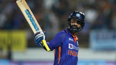 Dinesh Karthik leads the charge with 55(27)