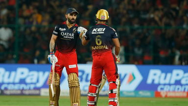 Virat Kohli leads from the front with 54(37)