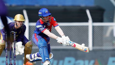 Warner counters Narine with reverse sweep lap