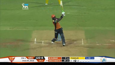 Q1: SRH vs CSK – Carlos Brathwaite Six