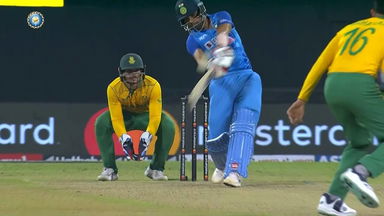 IND vs SA 2022, 3RD T20I: Deepak Chahar  Six