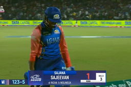 Eliminator - MI vs RCB: Sajeevan Sajana Wicket