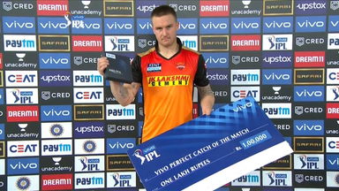 M40: SRH vs RR  – VIVO perfect catch of the match – Jason Roy