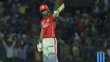 M21: KXIP vs MI – Glenn Maxwell 56