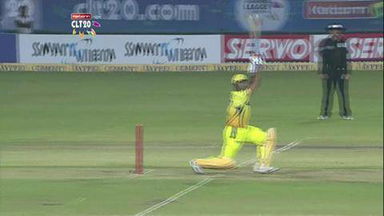 M10: CSK vs SRH –  MS Dhoni Six