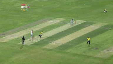 Q6: HAM vs SIA – Haris Sohail six