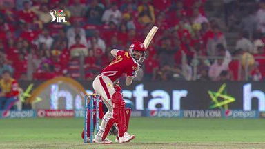 M10: KXIP vs DD – Axar Patel Six