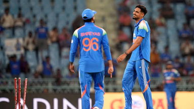 Unplayable! Gurnoor rips out the stumps with a fiery yorker
